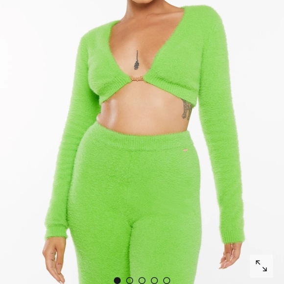 New Savage X Fenty Fluff It up Crop Top Bright Green Fluffy Fuzzy Sweater size L - Picture 1 of 8